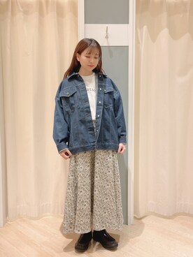 「Samansa Mos2 blue」｜「アイテム（デニムジャケット）」を使った、𝙼 𝙸 𝚈 𝚄さん（レディース・158cm）の秋コーディネート