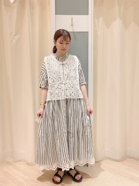 「Samansa Mos2（サマンサ モスモス）のモチーフレースベスト（ベスト）」を使った、𝙼 𝙸 𝚈 𝚄さん（レディース・158cm）の夏コーディネート