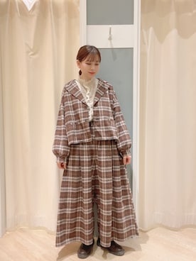 「アイテム（その他アウター、ブラウン系）」を使った、𝙼 𝙸 𝚈 𝚄さん（レディース・158cm）の秋コーディネート