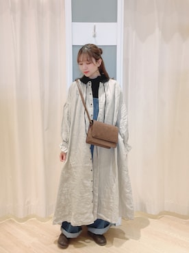 「レースブラウス」｜「アイテム（サロペット/オーバーオール）」を使った、𝙼 𝙸 𝚈 𝚄さん（レディース・158cm）の冬コーディネート