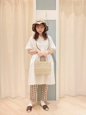 「Samansa Mos2（サマンサ モスモス）の【クールコットン】柄アソートスキッパーチュニック（シャツ/ブラウス）」を使った、𝙼 𝙸 𝚈 𝚄さん（レディース・158cm）の夏コーディネート