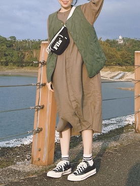 「無印良品（ムジルシリョウヒン）のアイテム（ワンピース/ドレス、ブラウン系）」を使った、Tiffy Leeさん（レディース・159cm）の春コーディネート