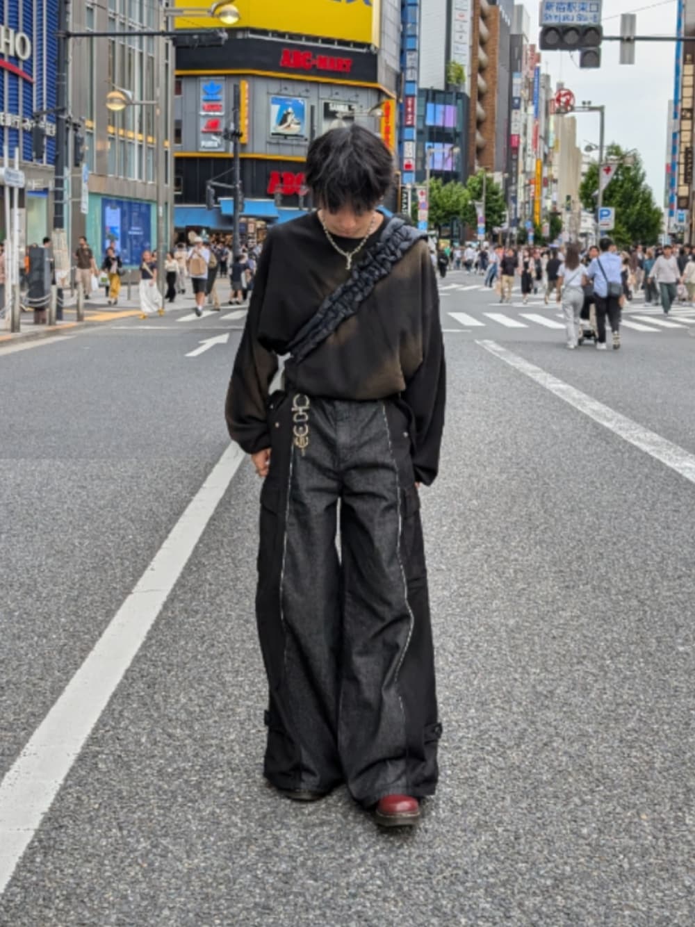 Forte（フォルテ）のデニムパンツを使った人気ファッション