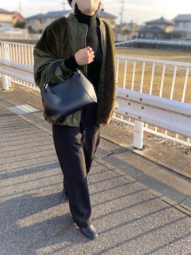 「kutir（クティール）のアイテム（MA-1）」を使った、sayaさん（レディース・170cm）の冬コーディネート