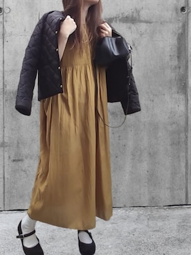 「肩掛け」｜「アイテム（ダウンジャケット/コート）」を使った、M★★★さん（レディース・156cm）の秋コーディネート