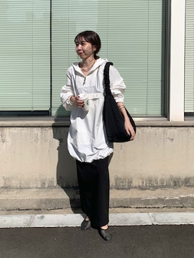 「アノラック」｜「アイテム（その他アウター）」を使った、mana_lemageさん（レディース・161cm）の春コーディネート