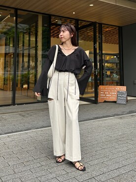 「スリットパンツ」｜「アイテム（その他）」を使った、mana_lemageさん（レディース・161cm）の夏コーディネート