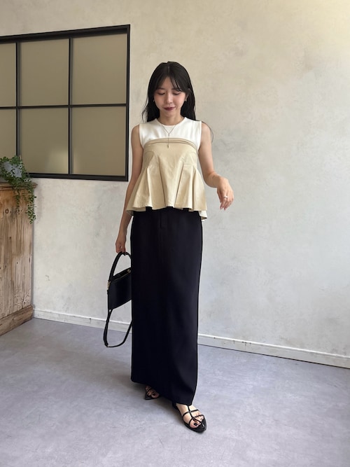 レマージュ CAPRICIEUX LE'MAGE Tストラップフラットサンダル CAPRICIEUX LE'MAGE（カプリシューレマージュ）の「Tストラップ