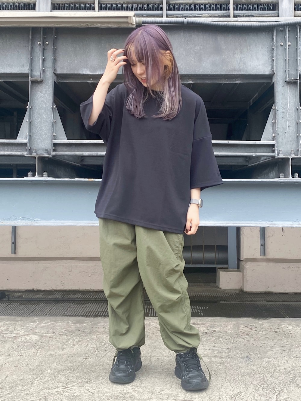 NATSU(JUNRed ルミネ立川)｜JUNREDのカーゴパンツを使った