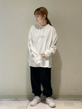 「JUNRED（ジュンレッド）のアイテム（スウェットパンツ）」を使った、NATSUさん（レディース・155cm）の秋コーディネート