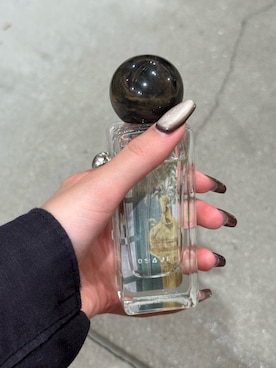 「アイテム（フレグランス）」を使った、薫子さん（レディース・157cm）の秋コーディネート