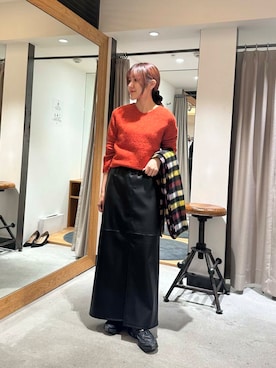 「アイテム（マフラー）」を使った、薫子さん（レディース・157cm）の秋コーディネート