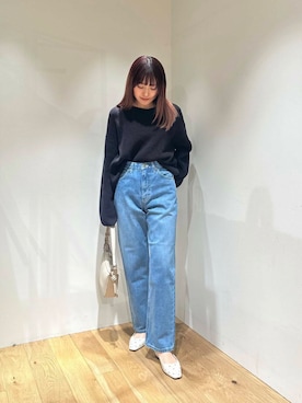 「URBAN RESEARCH（アーバンリサーチ）のテープヤーンVネック畦ニット（ニット/セーター）」を使った、薫子さん（レディース・158cm）の冬コーディネート