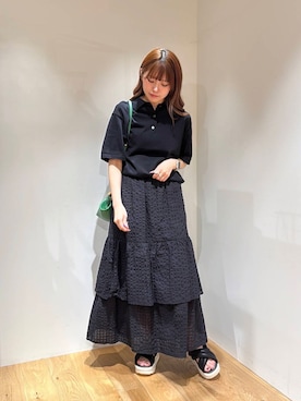 「URBAN RESEARCH（アーバンリサーチ）のシャツカラーハーフスリーブニット（ニット/セーター）」を使った、薫子さん（レディース・157cm）の夏コーディネート