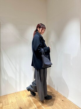 「アイテム（ピーコート）」を使った、薫子さん（レディース・157cm）の冬コーディネート