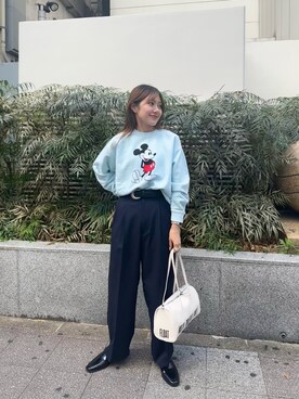 「URBANRESEARCH」｜「アイテム（スウェット）」を使った、薫子さん（レディース・158cm）の秋コーディネート