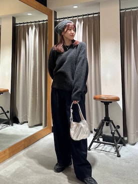 「冬の差し色コーデ」｜「アイテム（ジャケット/アウター）」を使った、薫子さん（レディース・157cm）の冬コーディネート