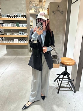 「URBANRESEARCH」｜「アイテム（スラックス）」を使った、薫子さん（レディース・158cm）の冬コーディネート
