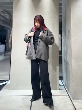「アイテム（その他アウター、ブラック系）」を使った、薫子さん（レディース・157cm）の秋コーディネート