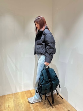 「冬の差し色コーデ」｜「アイテム（ジャケット/アウター）」を使った、薫子さん（レディース・157cm）の冬コーディネート