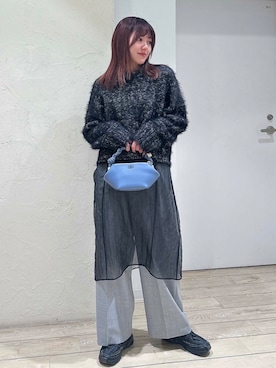 「冬の差し色コーデ」｜「アイテム（スラックス）」を使った、薫子さん（レディース・157cm）の冬コーディネート