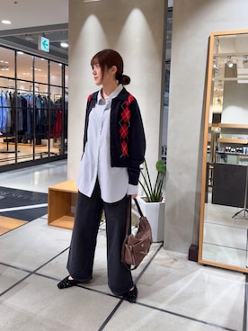 「URBAN RESEARCH（アーバンリサーチ）のダブルボタンコットンヴィスコースシャツ（シャツ/ブラウス）」を使った、薫子さん（レディース・157cm）の秋コーディネート