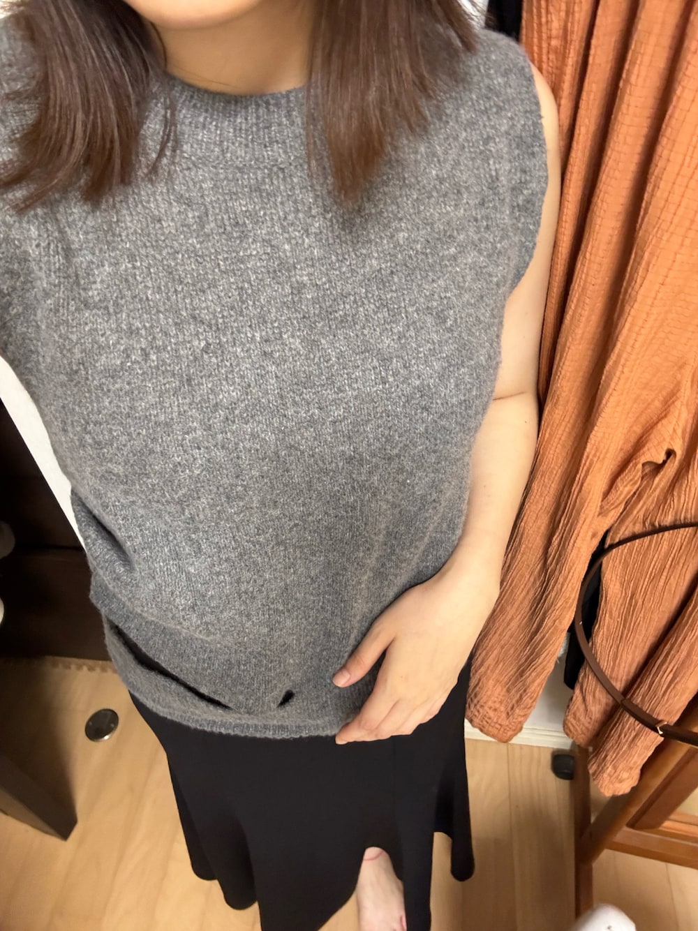 「ZARAのアイテム（ベスト、グレー系）」を使った、sanaさん（レディース・153cm）の夏コーディネートの1枚目の写真