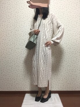 ベルト付きケーブル編みキーネックニットワンピースを使った人気ファッションコーディネート Wear