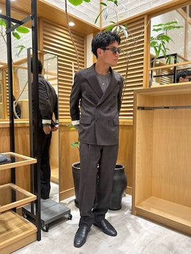 「URBAN RESEARCH DOORS（アーバンリサーチドアーズ）のLIFE STYLE TAILOR　ウーリーノグレンチェックダブルジャケット（休閒西裝、ブラウン系）」を使った、Soneさん（メンズ・169cm）の夏コーディネート