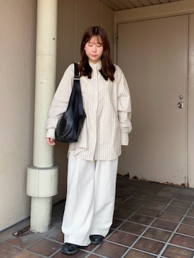 「russet（ラシット）の【通勤バッグ】レザーホーボーバッグ L（ショルダーバッグ、ブラック系）」を使った、ayakaさん（レディース・157cm）の夏コーディネート