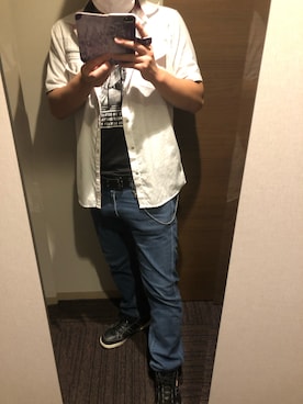 「EDWIN（エドウィン）のアイテム（シューズ）」を使った、しゅんすけさん（メンズ・171cm）の秋コーディネート