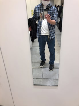 「EDWIN（エドウィン）のアイテム（シューズ）」を使った、しゅんすけさん（メンズ・171cm）の秋コーディネート