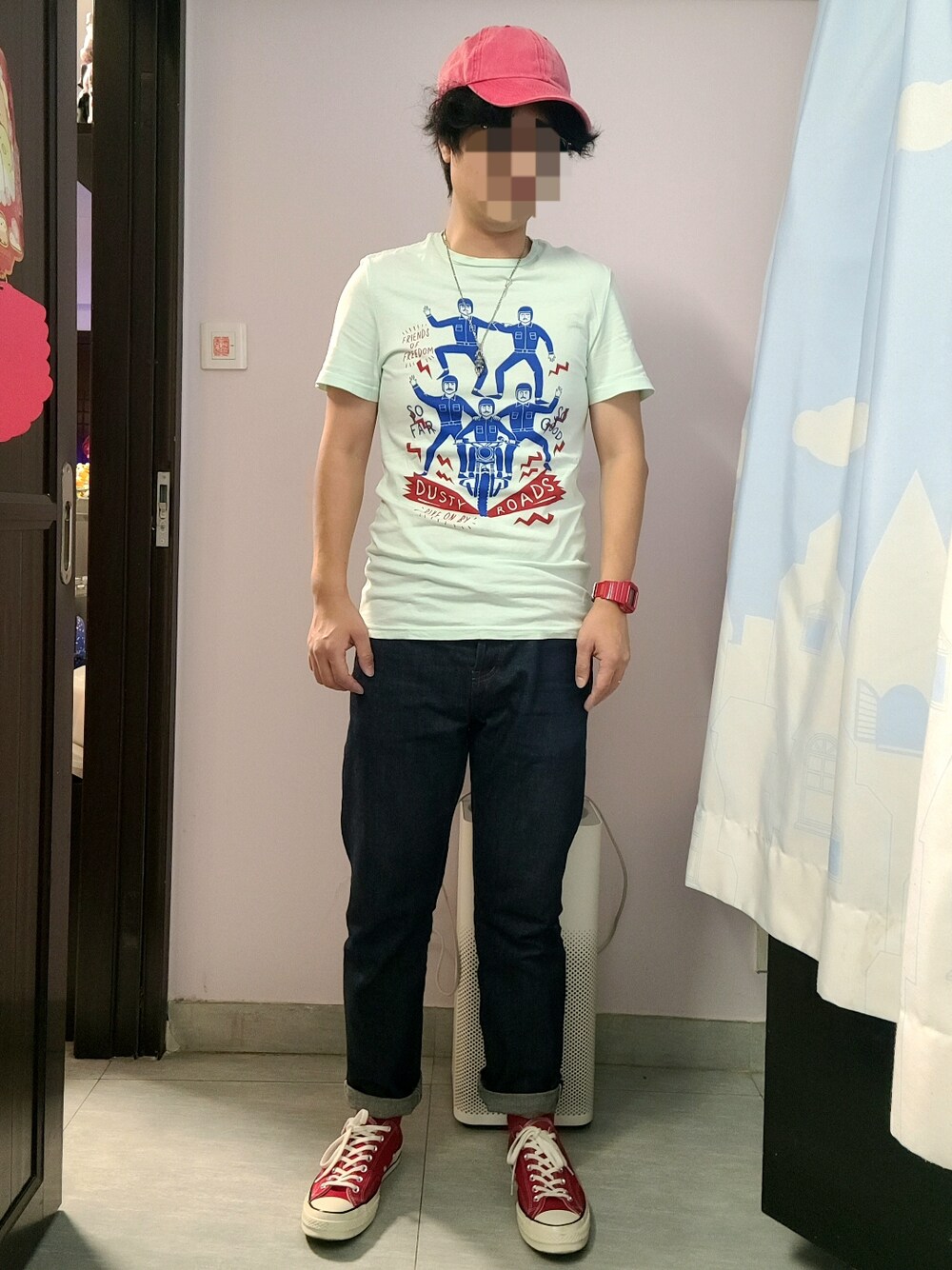 「キャップ、H&M、Tシャツ、デニム、unbranded brand、converse、スニーカー、170cm、30代」｜「H&Mのアイテム（Tシャツ/カットソー、グリーン系）」を使った、setaroさん（メンズ・172cm）の夏コーディネートの1枚目の写真