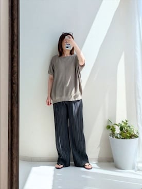 「nissen（ニッセン）のカットソープリーツパンツ［Soiunique］（パンツ、グレー系）」を使った、cooさん（レディース・155cm）の夏コーディネート
