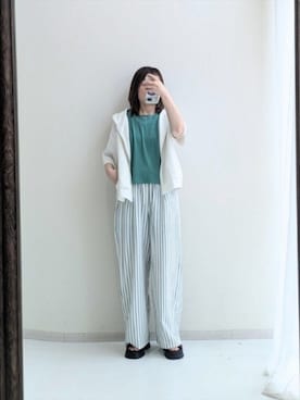 「nissen（ニッセン）の＜大きいサイズ＞サッカーストライプワイドパンツ（ゆったりヒップ）（接触冷感・UVカット）（パンツ、ブルー系）」を使った、cooさん（レディース・155cm）の夏コーディネート