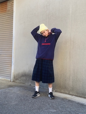「GU（ジーユー）のアイテム（帽子、イエロー系）」を使った、樅山幸音さん（レディース・161cm）の冬コーディネート