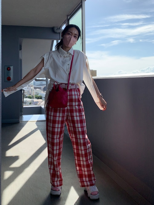 Mila Owen（ミラオーウェン）の「ワイドメッシュミニショルダー