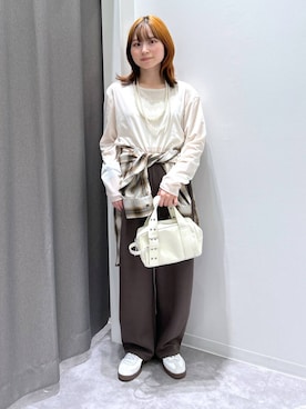 「アイテム（デジタル腕時計）」を使った、takiさん（レディース・158cm）の秋コーディネート