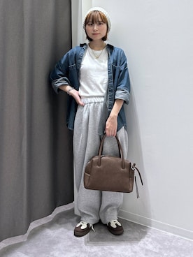 「LAKOLE（ラコレ）のケミカルウォッシュシャツ長袖 / 140262（シャツ/ブラウス）」を使った、takiさん（レディース・158cm）の秋コーディネート