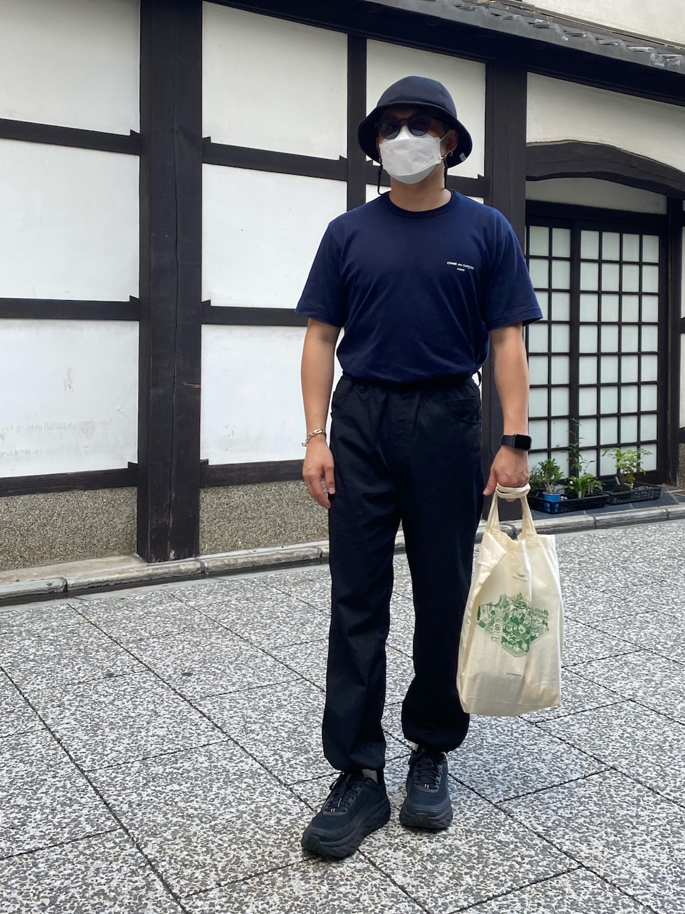 【最終値下】HOMME PLISSE ブラック プリーツパンツ　サイズ2 HOMME PLISSE ISSEY MIYAKE オムプリッセ イッセイミヤケ 螺旋