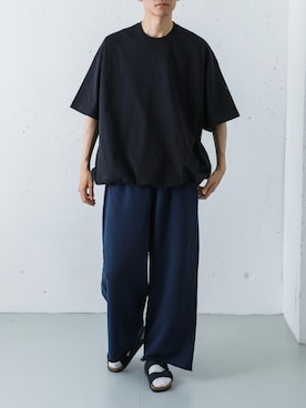 「URBAN RESEARCH（アーバンリサーチ）のdDdDdDd　BIG DRAWSTRING SHORT-SLEEVE T-SHIRTS（Tシャツ/カットソー、ブラック系）」を使った、カワバタさん（メンズ・185cm）の夏コーディネート