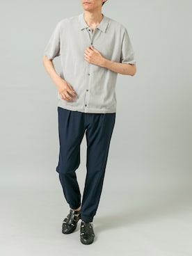 「URBAN RESEARCH ROSSO（アーバンリサーチロッソ）の『UR TECH』AIRDRY半袖ポロカーディガン（カーディガン/ボレロ、グレー系）」を使った、カワバタさん（メンズ・185cm）の春コーディネート