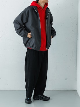 「アイテム（スニーカー）」を使った、カワバタさん（メンズ・185cm）の秋コーディネート