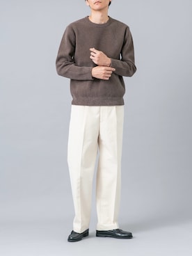 「URBAN RESEARCH ROSSO MEN（アーバンリサーチロッソメン）のハミルトンラムズウールスムースニットスウェット（ニット/セーター、ベージュ系）」を使った、カワバタさん（メンズ・185cm）の秋コーディネート