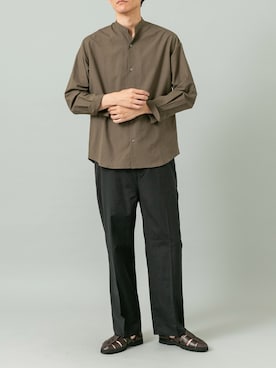 「URBAN RESEARCH ROSSO（アーバンリサーチロッソ）の『WEB限定』『XLサイズあり』アーバンリラックスリネンバンドシャツ（シャツ/ブラウス、グリーン系）」を使った、カワバタさん（メンズ・185cm）の春コーディネート