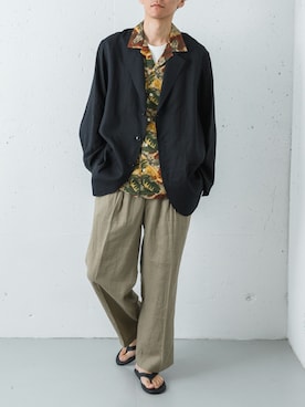 「URBAN RESEARCH（アーバンリサーチ）の『別注』CHEMISE D'ADAM×URBAN RESEARCH　SHIRTS JACKET SINGLE（テーラードジャケット、ブラック系）」を使った、カワバタさん（メンズ・185cm）の夏コーディネート