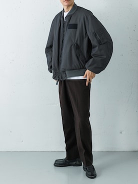 「アイテム（MA-1）」を使った、カワバタさん（メンズ・185cm）の秋コーディネート