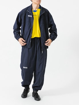 「URBAN RESEARCH（アーバンリサーチ）のadidas　STAN SMITH GTX（スニーカー、ブラック系）」を使った、カワバタさん（メンズ・185cm）の秋コーディネート