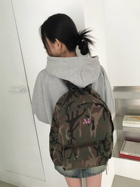 「MUCENT（ムセント）のアイテム（バックパック/リュック、ブラウン系）」を使った、MUCENTさん（レディース・163cm）の冬コーディネート