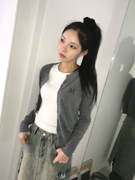 「MUCENT（ムセント）のアイテム（カーディガン/ボレロ、グレー系）」を使った、MUCENTさん（レディース・163cm）の冬コーディネート